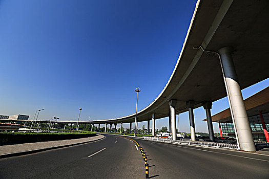 hom nay danh bach thu con gi